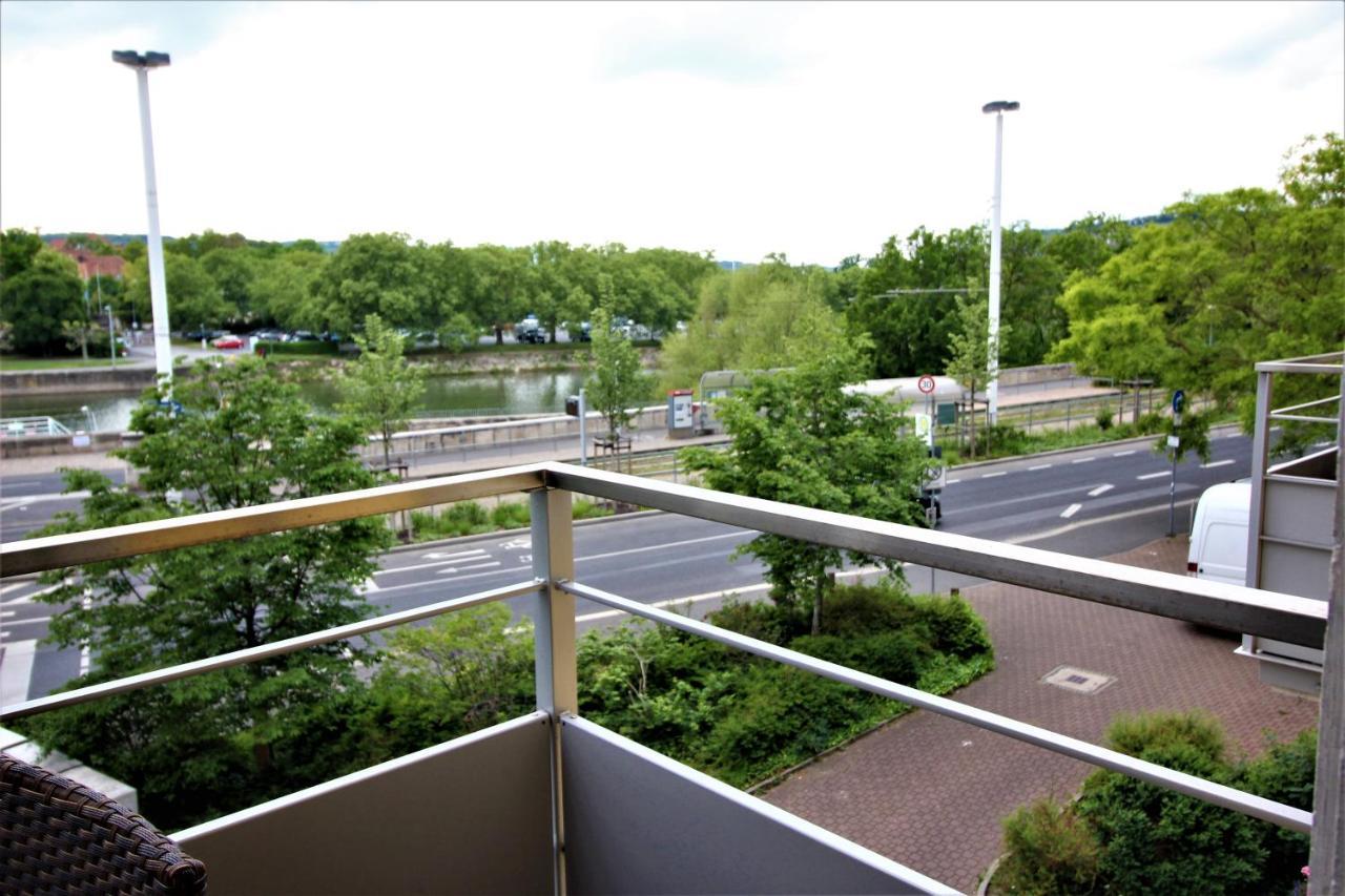 Luxury City Apartment - View Of River And Castle Wurzburg Exterior photo