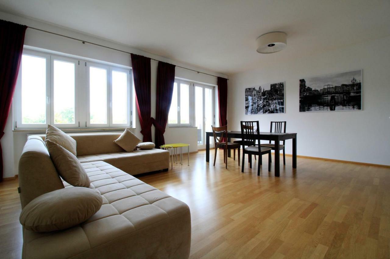 Luxury City Apartment - View Of River And Castle Wurzburg Exterior photo