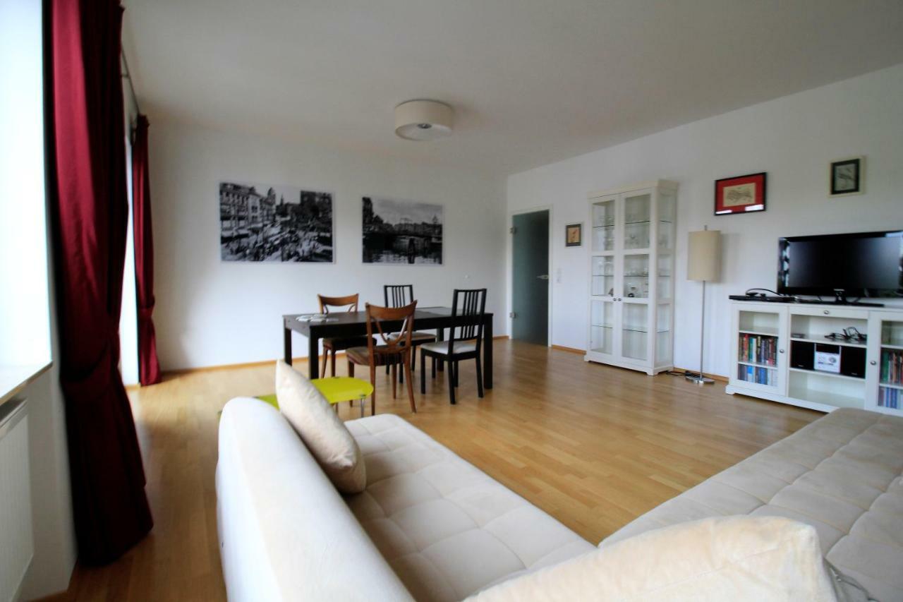 Luxury City Apartment - View Of River And Castle Wurzburg Exterior photo